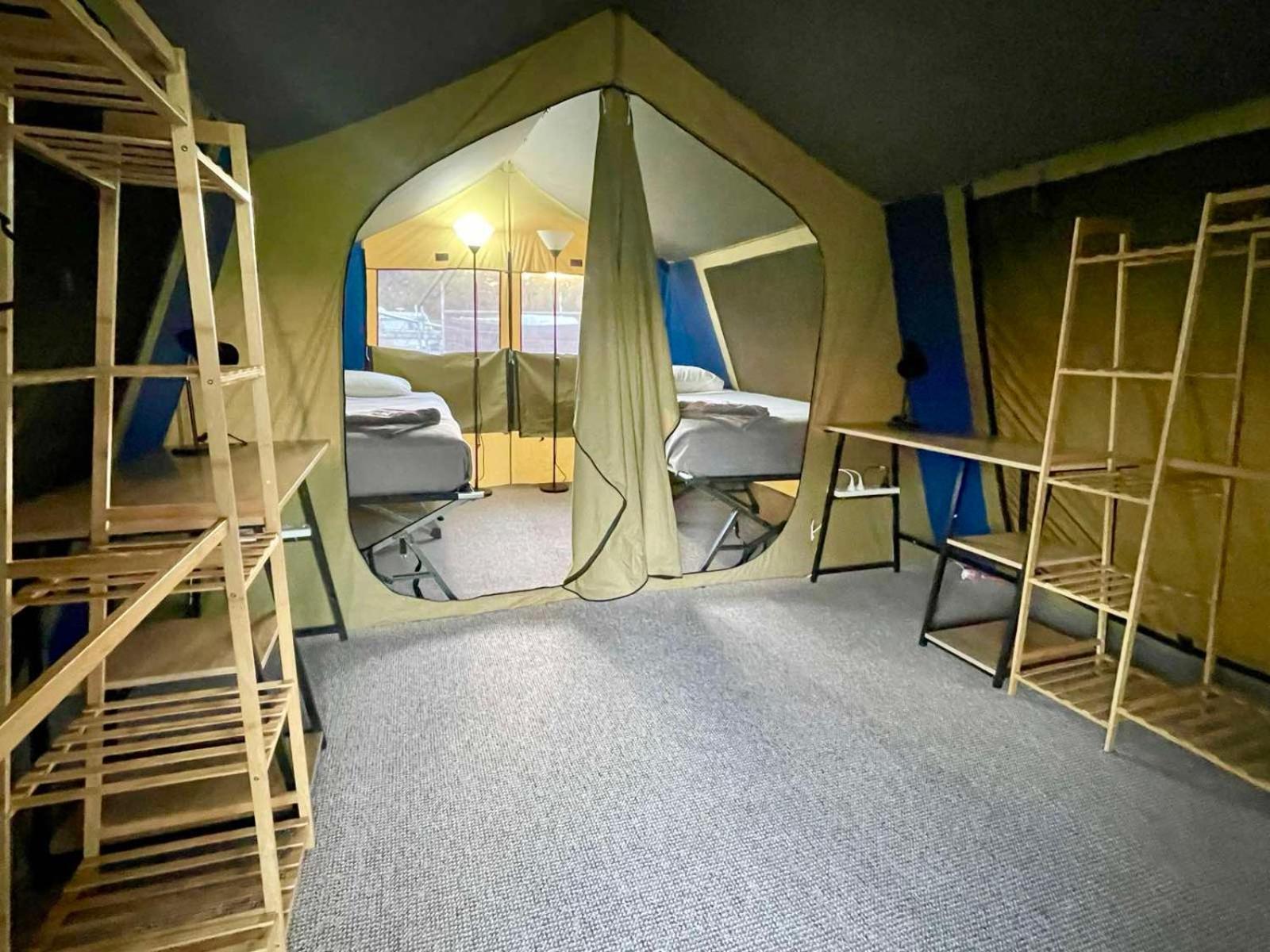 Mycow Accommodation 매카이 외부 사진